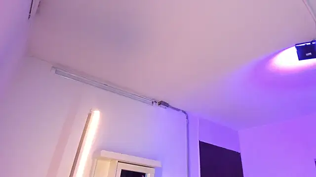 Snapshot of Amy_Kiitty_ chatting on October 2025 12:45:01 PM Amy Kiitty online show from October 2025 12:45:01 PM