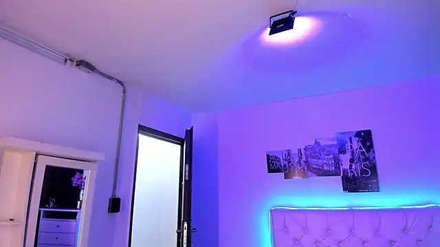 Snapshot of Amy_Kiitty_ chatting on November 2025 02:28:01 PM Amy Kiitty online show from November 2025 02:28:01 PM