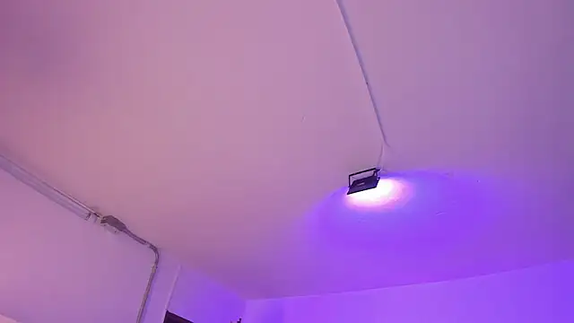 Snapshot of Amy_Kiitty_ chatting on November 2025 01:36:01 PM Amy Kiitty online show from November 2025 01:36:01 PM