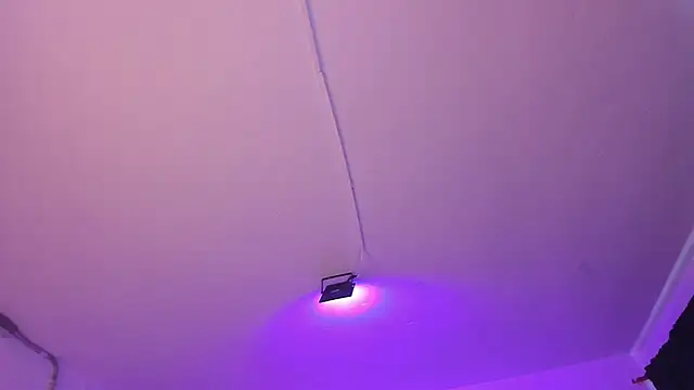 Snapshot of Amy_Kiitty_ chatting on December 2025 12:54:01 PM Amy Kiitty online show from December 2025 12:54:01 PM