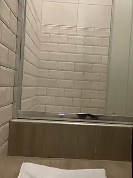 viviandaimond1 online show from February 2025 07:52:01 PM