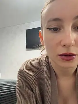 viviandaimond1 online show from October 2025 04:27:02 PM