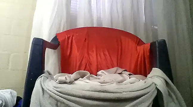 straichathot 08 online show from February 2025 10:36:01 PM