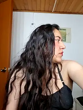 Snapshot of Emi_chik chatting on March 2026 11:16:02 AM Emi chik online show from March 2026 11:16:02 AM