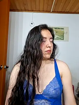 Snapshot of Emi_chik chatting on March 2026 10:42:02 AM Emi chik online show from March 2026 10:42:02 AM