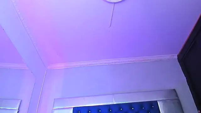 Eyleen Santos online show from July 2026 11:45:02 AM