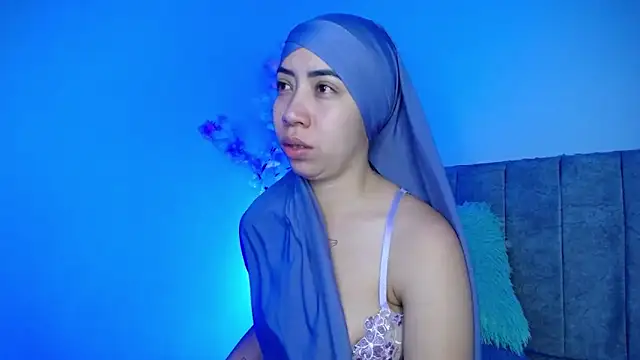 Snapshot of Sweet_hot_mia chatting on May 2026 10:53:01 AM Sweet hot mia online show from May 2026 10:53:01 AM