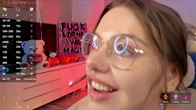 Marta May  online show from March 2025 06:39:02 PM