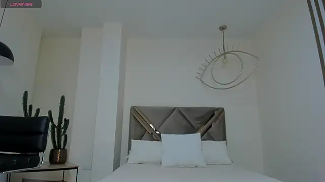 Snapshot of KatieNolan_1 chatting on February 2025 11:14:02 AM KatieNolan 1 online show from February 2025 11:14:02 AM