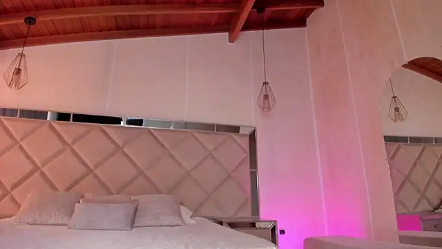 Snapshot of KatieNolan_1 chatting on March 2025 09:48:01 PM KatieNolan 1 online show from March 2025 09:48:01 PM