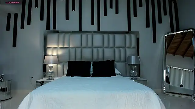 Snapshot of KatieNolan_1 chatting on November 2025 06:26:01 PM KatieNolan 1 online show from November 2025 06:26:01 PM