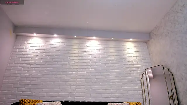 Snapshot of KatieNolan_1 chatting on November 2025 07:46:02 PM KatieNolan 1 online show from November 2025 07:46:02 PM