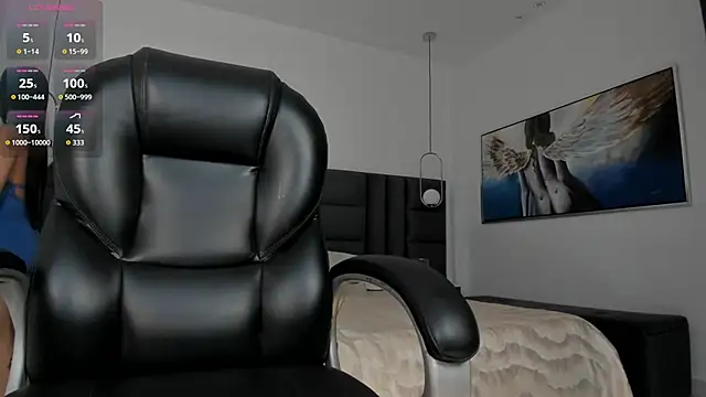 Snapshot of KatieNolan_1 chatting on December 2025 06:50:01 PM KatieNolan 1 online show from December 2025 06:50:01 PM