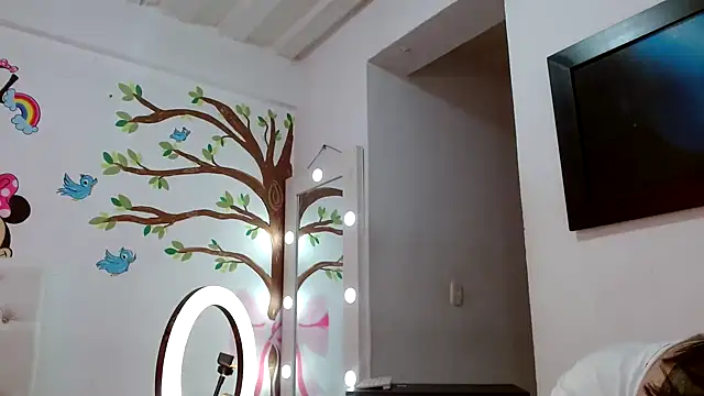 Snapshot of DulceTiits chatting on March 2025 08:00:01 PM DulceTiits online show from March 2025 08:00:01 PM