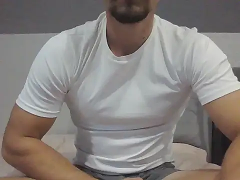 Snapshot of LoveEveryWet chatting on October 2025 09:06:02 AM LoveEveryWet online show from October 2025 09:06:02 AM