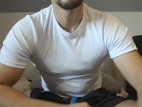 Snapshot of LoveEveryWet chatting on October 2025 08:59:01 AM LoveEveryWet online show from October 2025 08:59:01 AM