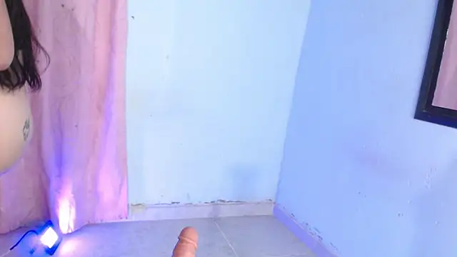 April sexycurvi online show from October 2025 08:05:02 AM