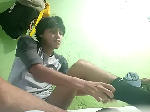 Snapshot of ruygw chatting on September 2025 06:05:02 AM ruygw online show from September 2025 06:05:02 AM