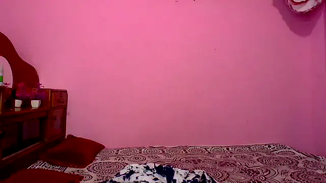 Snapshot of jenny-ki-bella chatting on December 2024 05:00:01 PM jenny-ki-bella online show from December 2024 05:00:01 PM