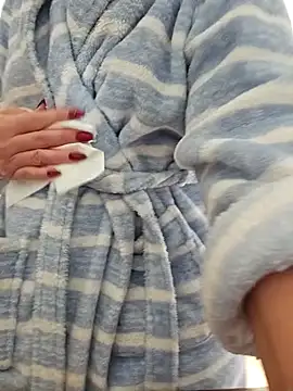 Snapshot of MariaRichi_ chatting on March 2025 07:38:02 AM MariaRichi  online show from March 2025 07:38:02 AM