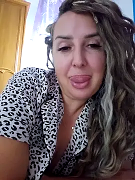 Snapshot of MariaRichi_ chatting on September 2025 07:30:01 AM MariaRichi  online show from September 2025 07:30:01 AM