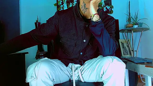 HannibalLester online show from April 2026 02:47:02 AM