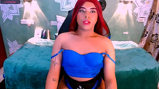 Snapshot of Emili_Roux chatting on March 2025 08:21:02 PM Emili Roux online show from March 2025 08:21:02 PM