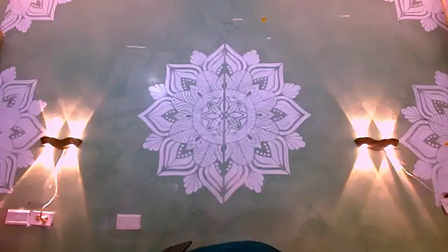 Snapshot of Emili_Roux chatting on March 2025 03:35:02 PM Emili Roux online show from March 2025 03:35:02 PM