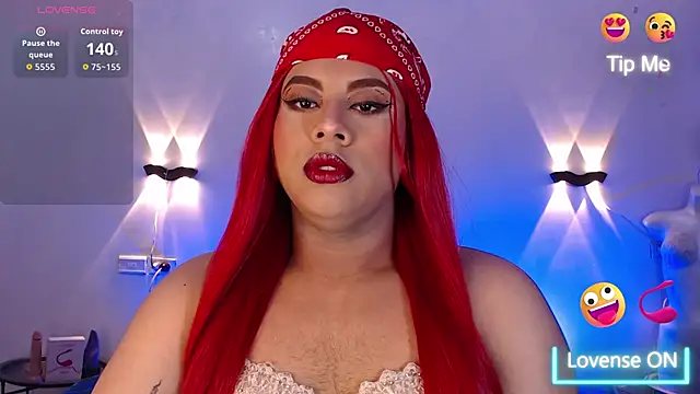 Snapshot of Emili_Roux chatting on November 2025 12:59:01 PM Emili Roux online show from November 2025 12:59:01 PM