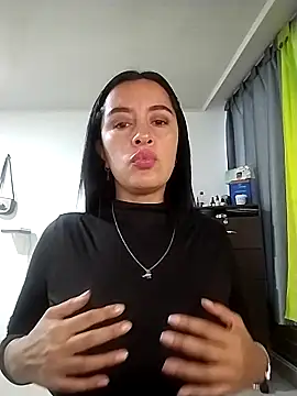 Snapshot of hailey85 chatting on April 2026 10:01:02 PM hailey85 online show from April 2026 10:01:02 PM