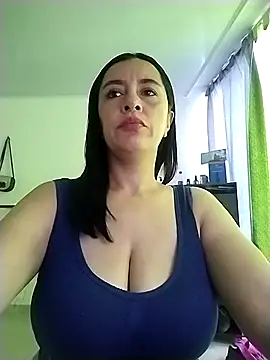 Snapshot of hailey85 chatting on April 2026 08:20:01 PM hailey85 online show from April 2026 08:20:01 PM