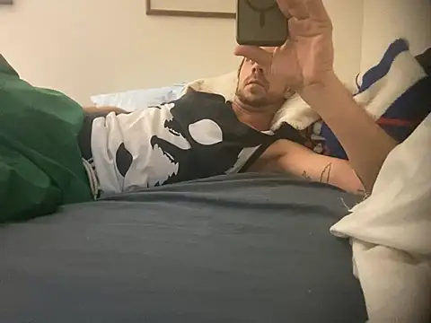 Snapshot of mackshaft4711 chatting on December 2024 08:53:02 AM mackshaft4711 online show from December 2024 08:53:02 AM