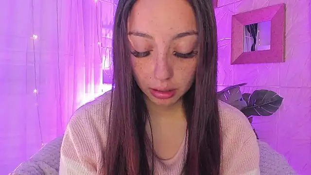 Snapshot of sadashi_moon_ chatting on February 2025 12:43:02 AM sadashi moon online show from February 2025 12:43:02 AM