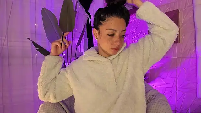 Snapshot of sadashi_moon_ chatting on February 2025 12:41:01 AM sadashi moon online show from February 2025 12:41:01 AM