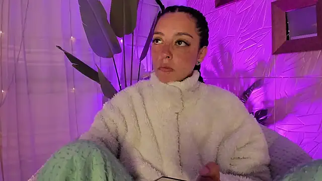 Snapshot of sadashi_moon_ chatting on February 2025 06:54:01 AM sadashi moon online show from February 2025 06:54:01 AM