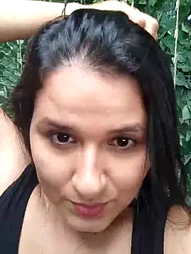 elena jonees online show from October 2025 08:17:02 PM