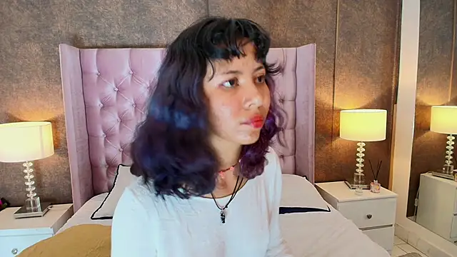 Akane Uwu online show from February 2025 06:16:01 PM