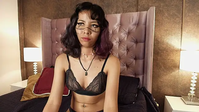 Akane Uwu online show from February 2025 07:17:02 PM