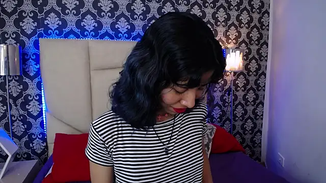 Akane Uwu online show from February 2025 04:21:01 PM