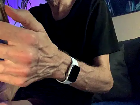 Bula94193 online show from October 2025 07:49:02 PM