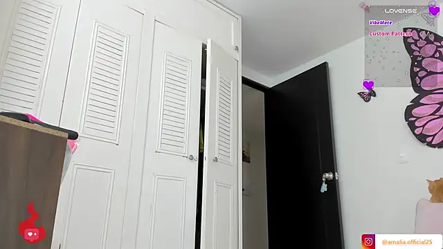 sweet amalia4 online show from February 2026 06:12:01 PM