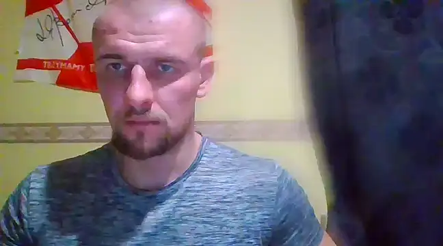 Snapshot of Regularfucker28 chatting on December 2024 10:45:02 PM Regularfucker28 online show from December 2024 10:45:02 PM