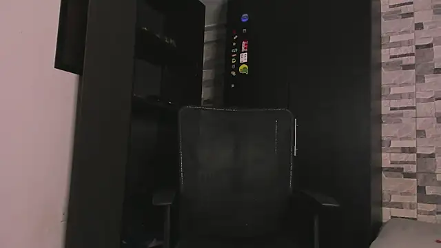 Dimitri higth420 online show from November 2025 06:48:02 PM