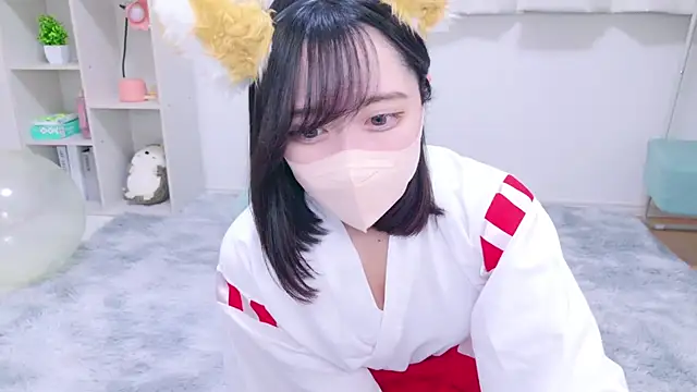 Yurie  online show from January 2025 02:33:01 AM