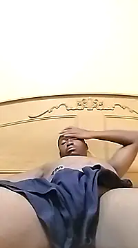 Snapshot of zipeqengeshe21 chatting on January 2025 04:41:02 AM zipeqengeshe21 online show from January 2025 04:41:02 AM