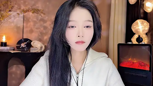 xiaodaibabyy online show from December 2024 01:00:02 PM