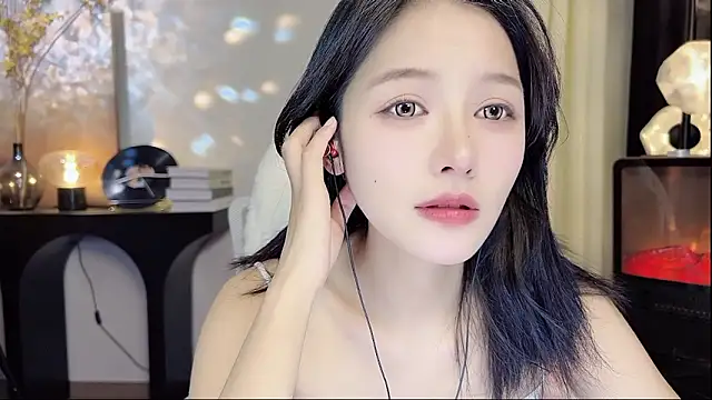 xiaodaibabyy online show from March 2025 04:27:02 AM