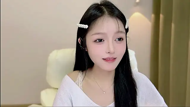 xiaodaibabyy online show from October 2025 02:12:02 PM