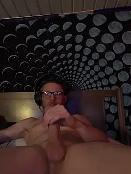 luv2cum7491 online show from February 2025 01:58:01 AM