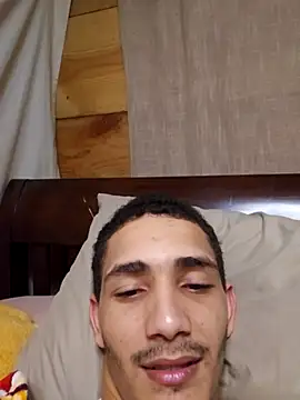 Snapshot of jose5320_20 chatting on January 2026 02:15:01 AM jose5320 20 online show from January 2026 02:15:01 AM